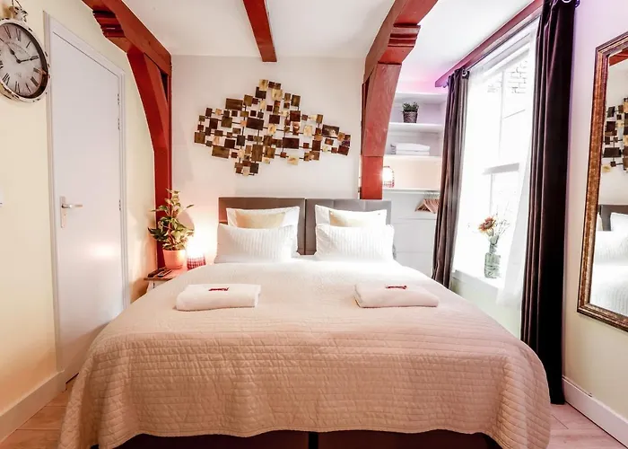 Sunflower ゲストハウス 3*