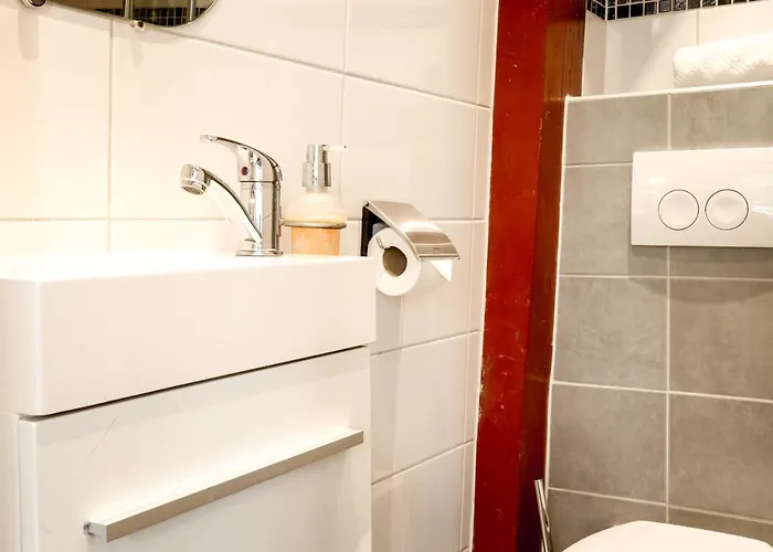 ゲストハウス Sunflower 3*