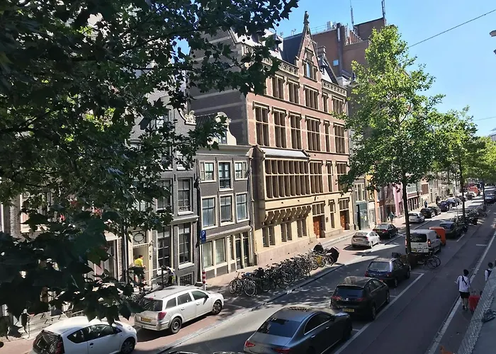 ゲストハウス Sunflower アムステルダム